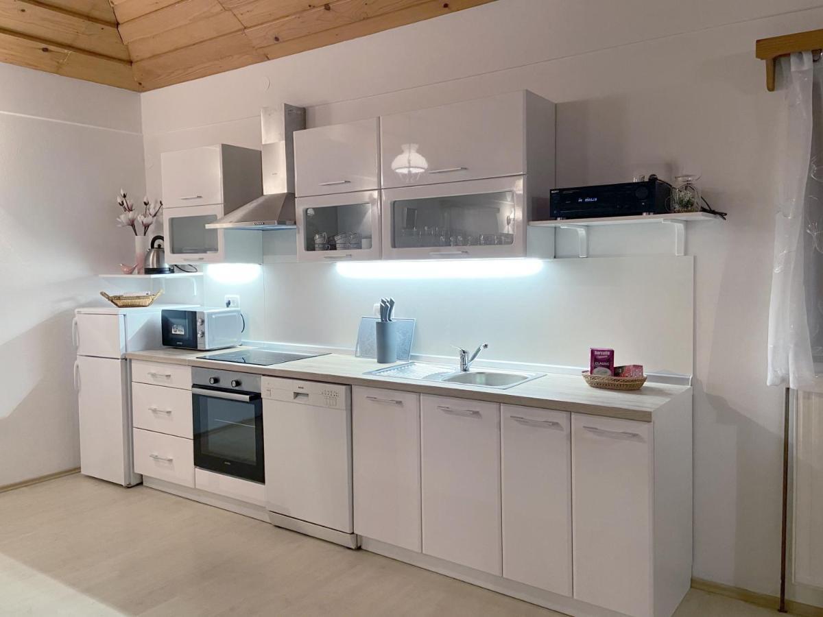Apartment Feher Lendava Εξωτερικό φωτογραφία